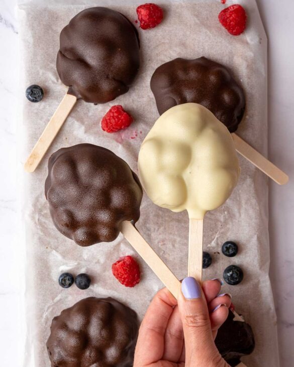 Dark and white chocolate blueberry yoghurt cluster lollies.