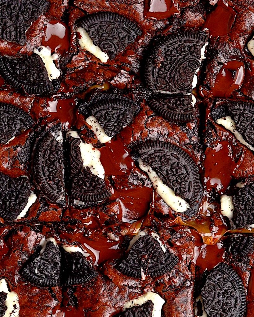 Oreo caramel brownies 