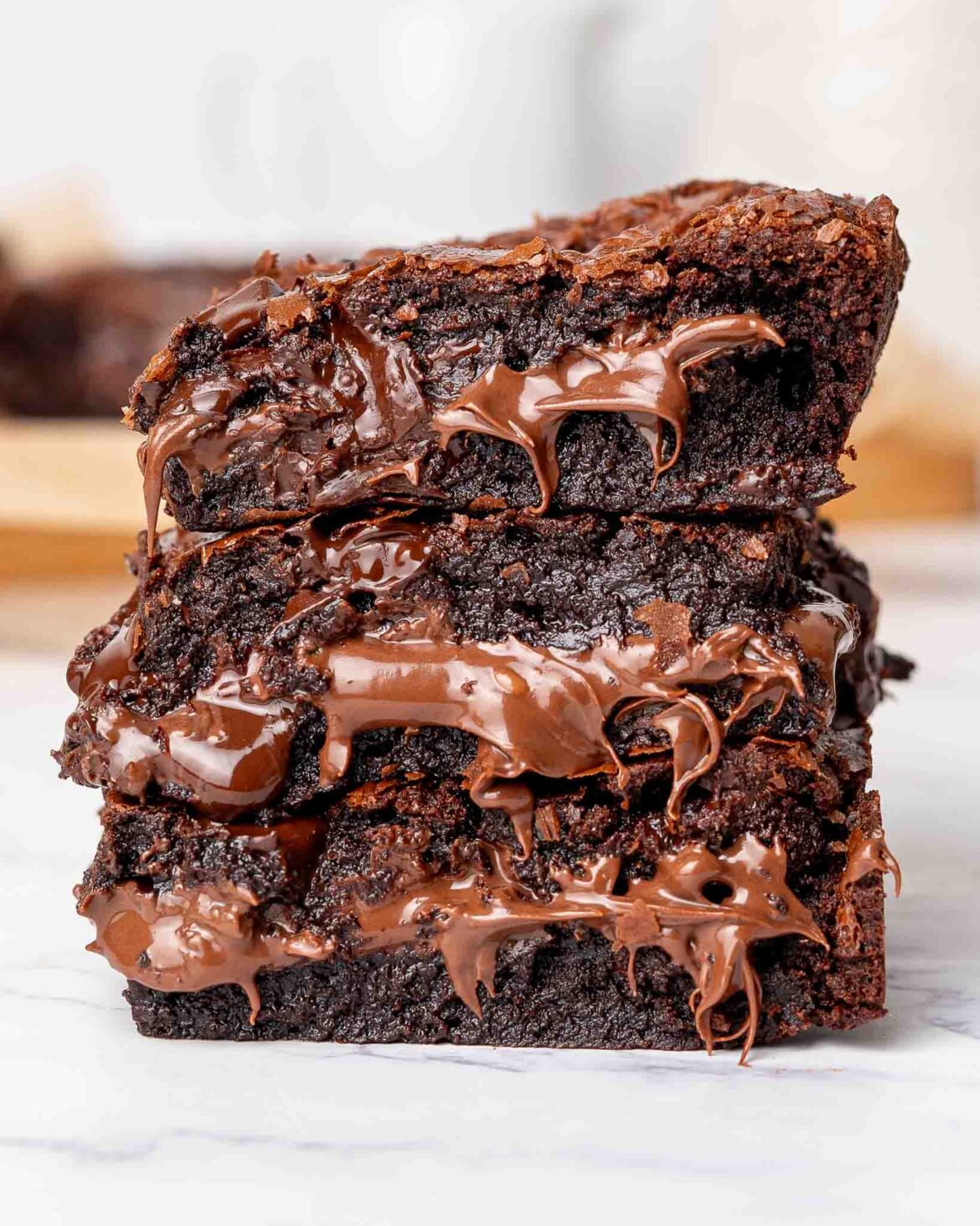 Fudgy-flourless-nutella-brownies