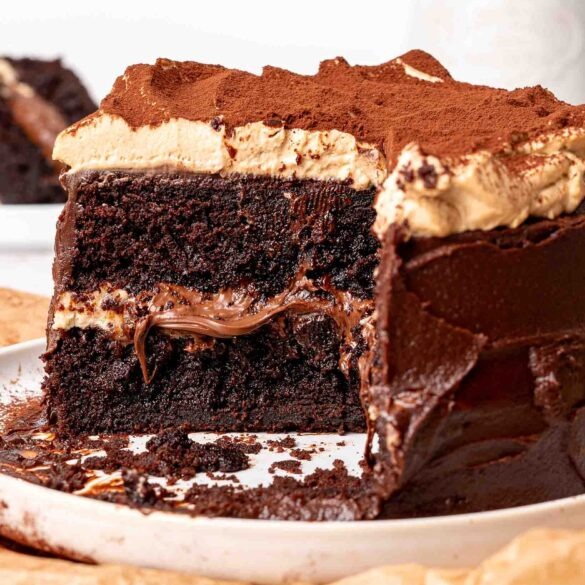 Chocolate tiramisu fudge cake