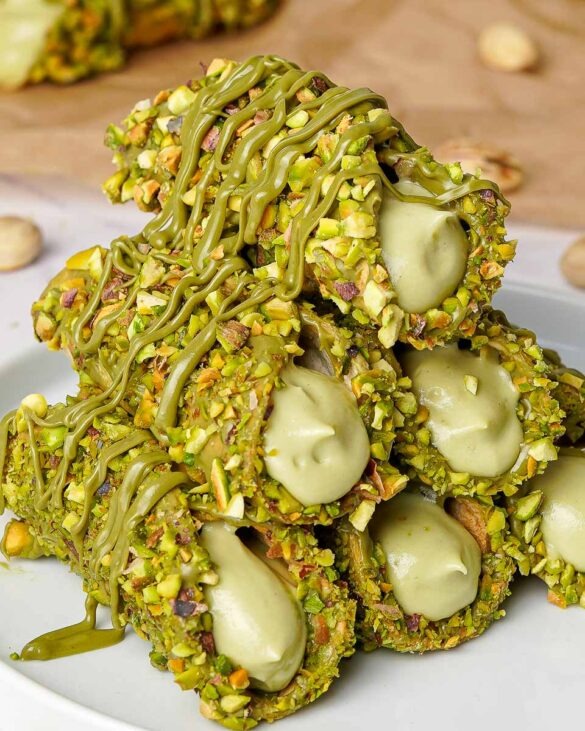 Cheat Air Fryer Pistachio Cannoli