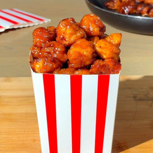 KFC-BBQ-Popcorn-chicken-recipe.jpg KFB Honey bbq popcorn chicken in a red and white stripy popcorn box.