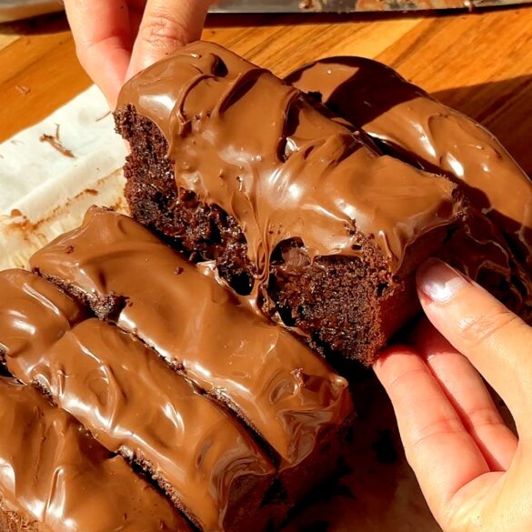 Gooey-Triple-Chocolate-Nutella-Banana-Bread.jpg Gooey Triple Chocolate Nutella Banana Bread